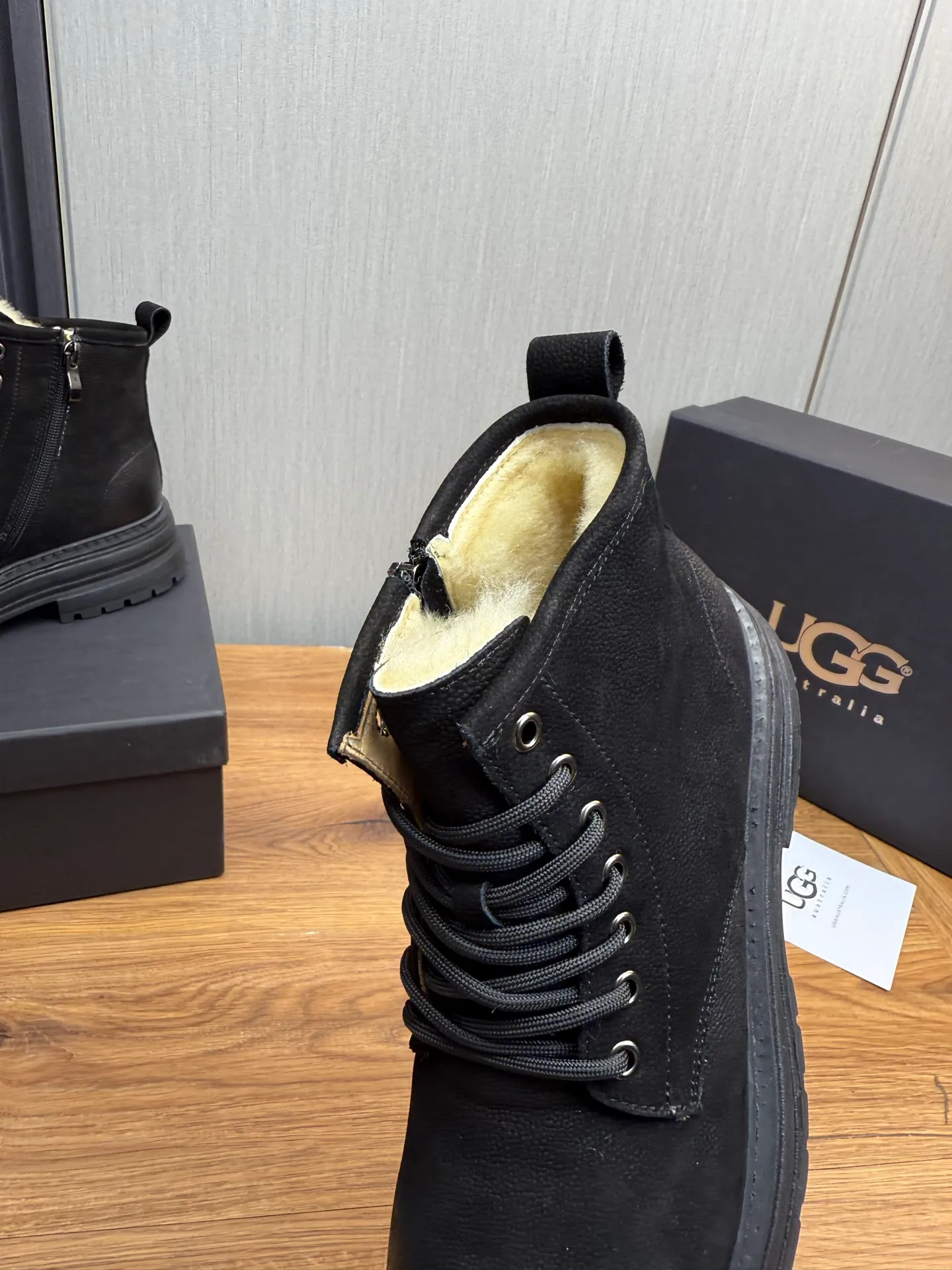 Factory price 680💰 [UGG] Men's hot winter warm boots🐑Simple and fashionable design, cowhide➕comfortable and warm wool lining. Soft and comfortable to wear, good warmth retention, and excellent foot feel. Regular size 38-45